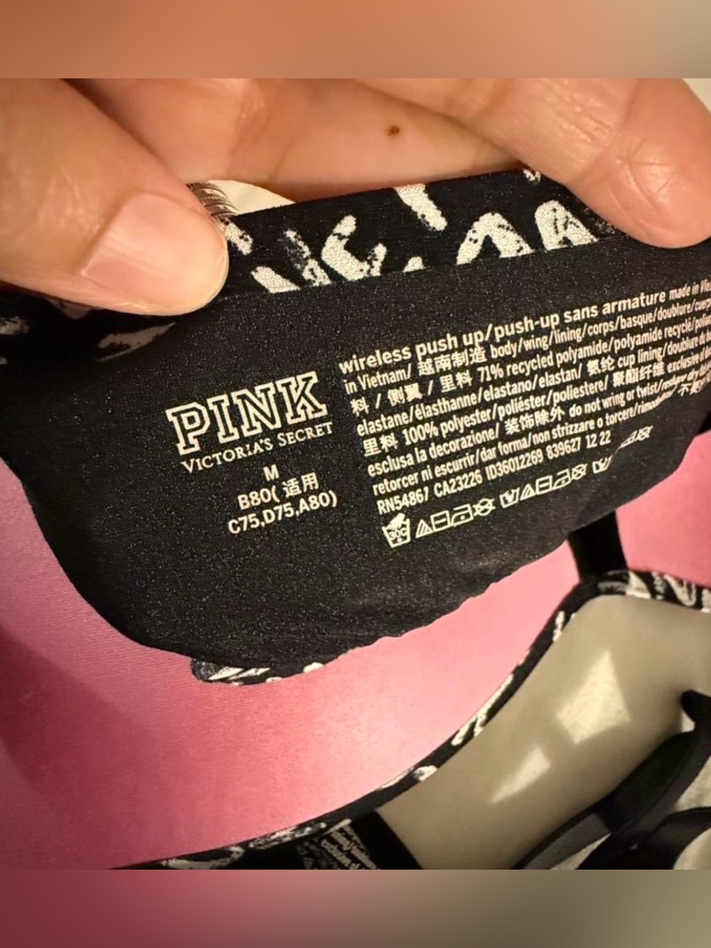 Victoria’s Secret PINK Black/White Print Wireless Bralette. Size M. Adj straps. - Picture 5 of 5